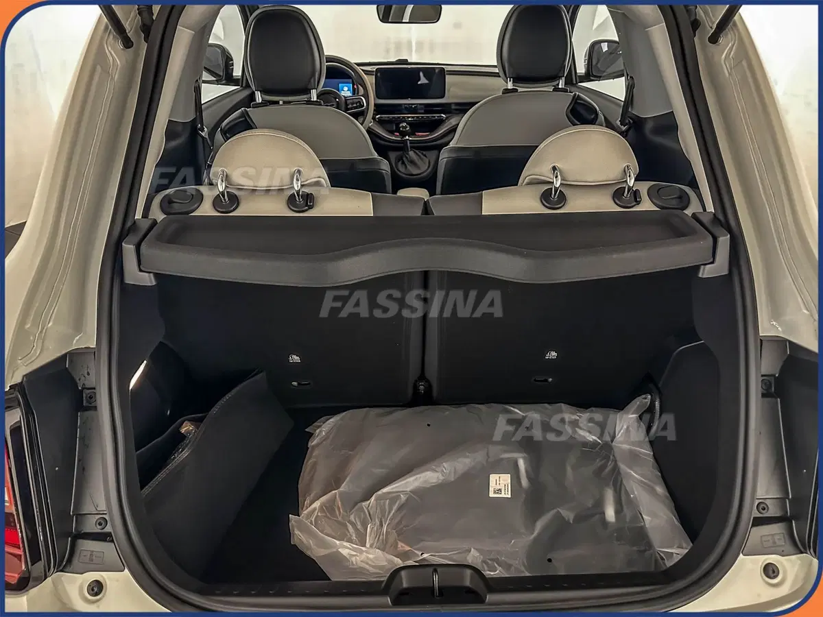 Fiat 500 nuova a Milano (10)