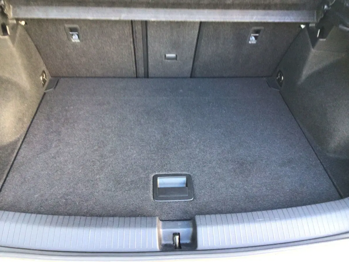 Volkswagen T-Roc usata a Genova (10)