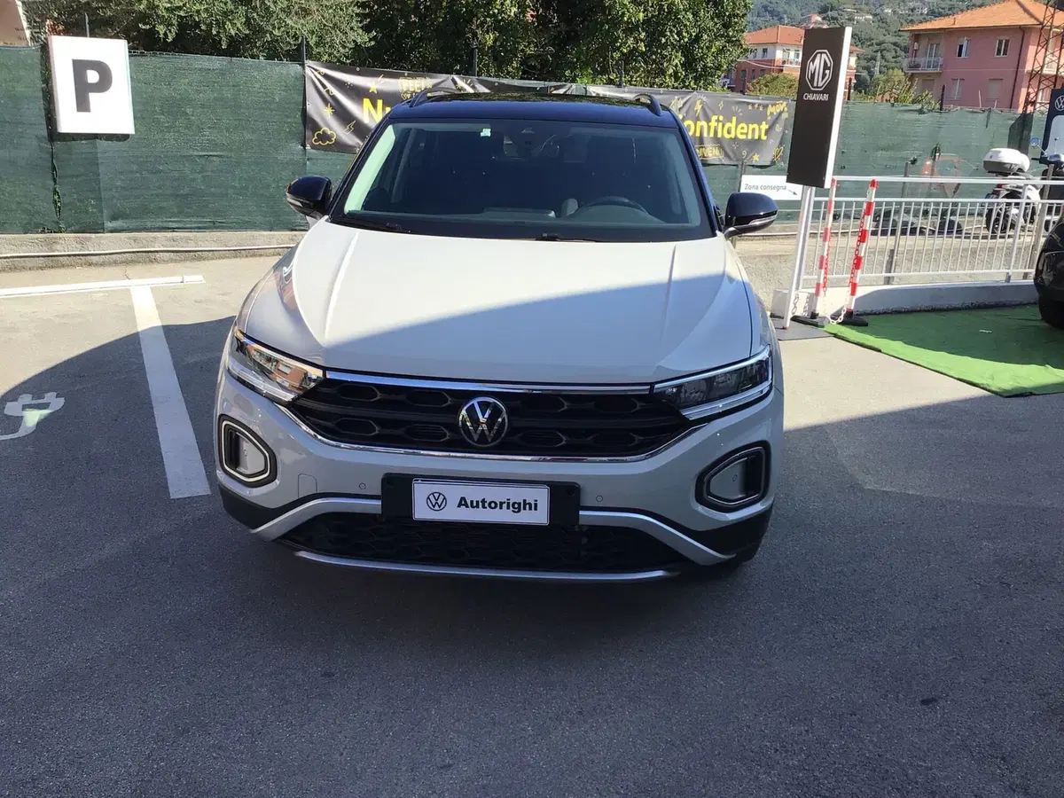 Volkswagen T-Roc usata a Genova (2)