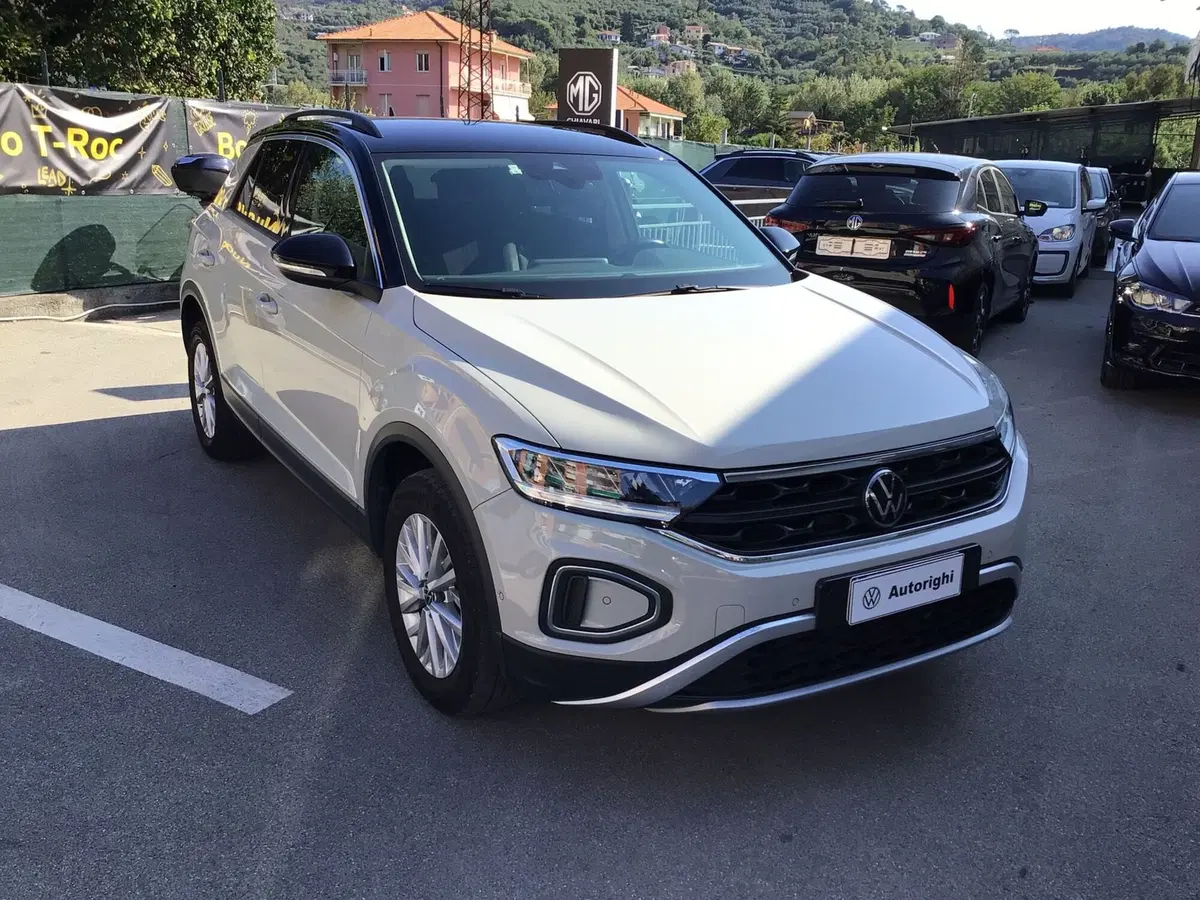 Volkswagen T-Roc usata a Genova (3)