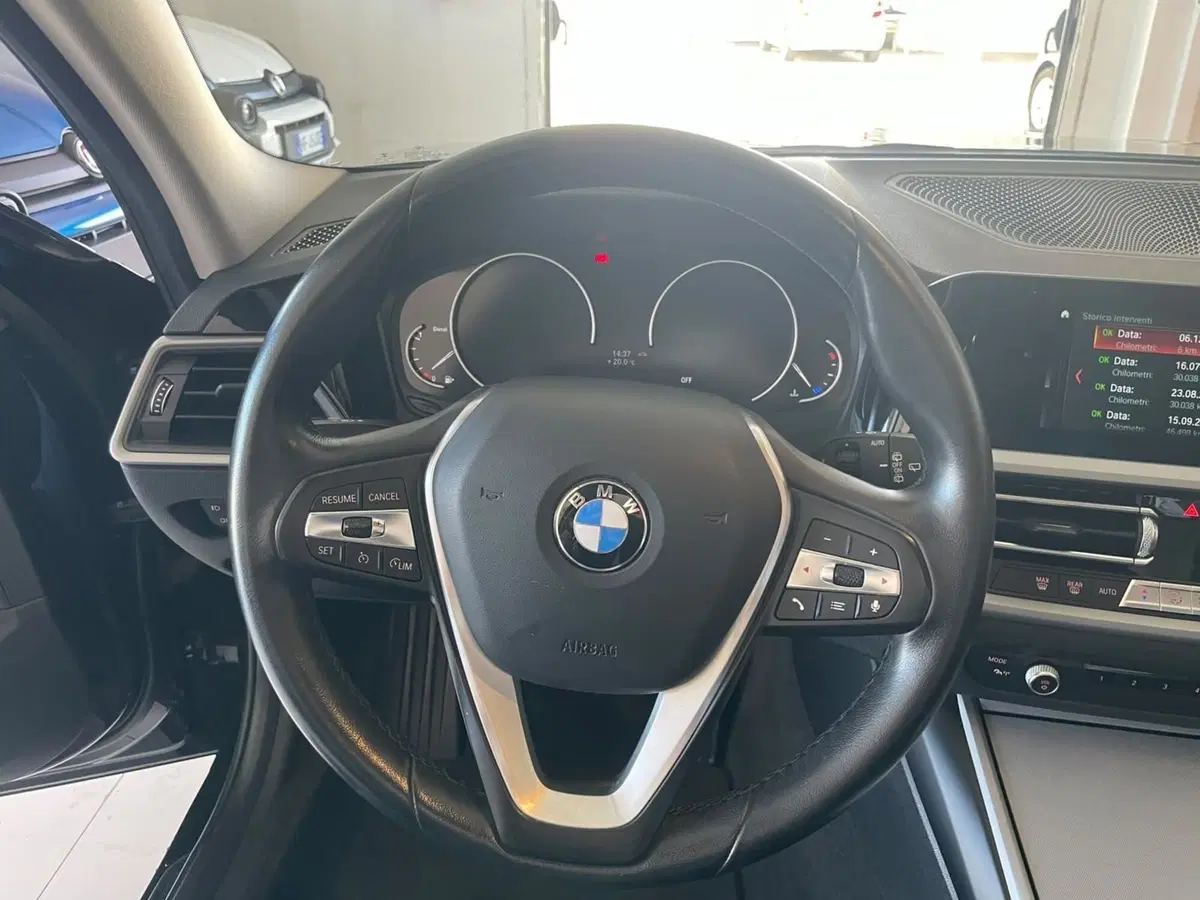 BMW Serie 3 usata a Lucca (11)
