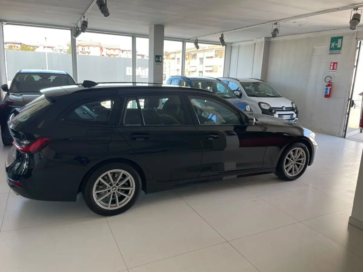 BMW Serie 3 usata a Lucca (5)