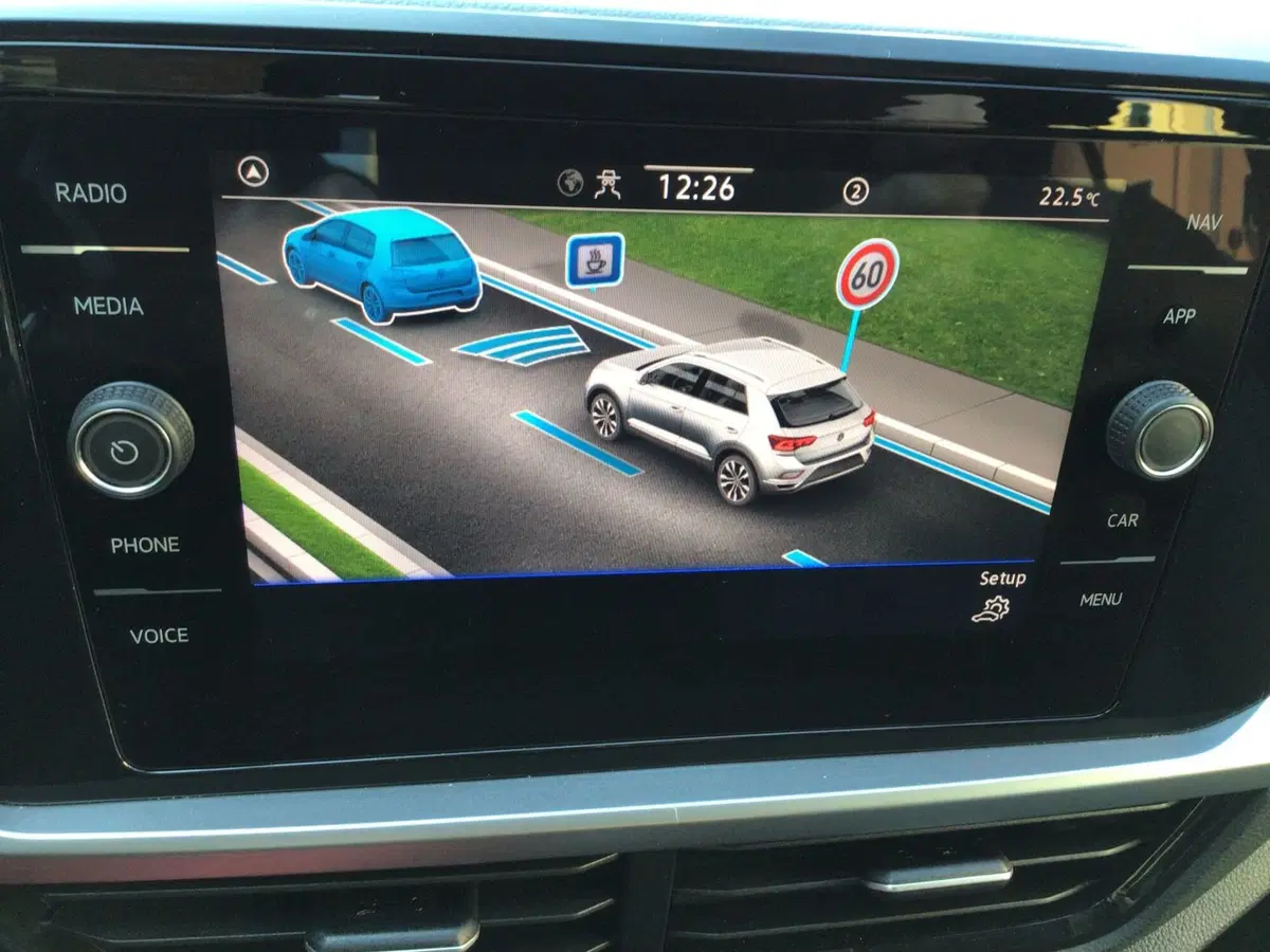 Volkswagen T-Roc usata a Genova (18)