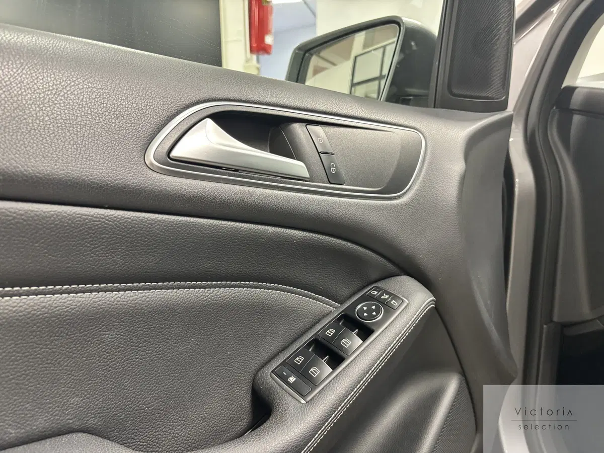 Mercedes-Benz Classe B usata a Brescia (7)