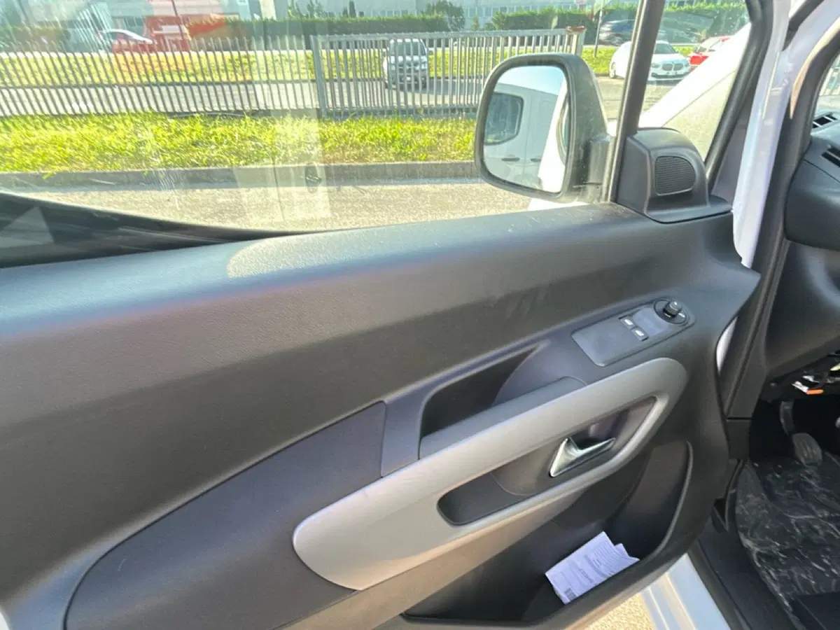 Fiat Doblò nuova a Bergamo (17)