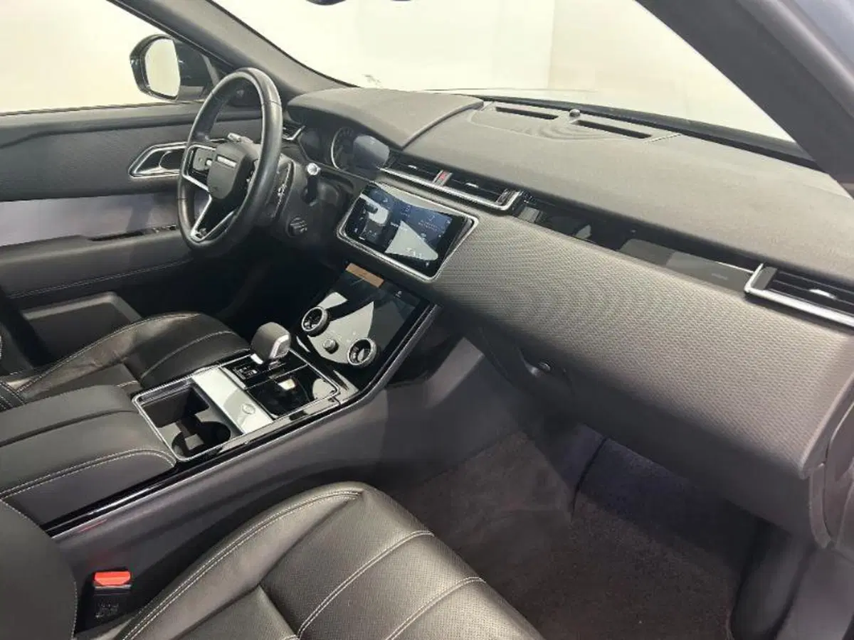 Land Rover Range Rover Velar usata a Venezia (11)