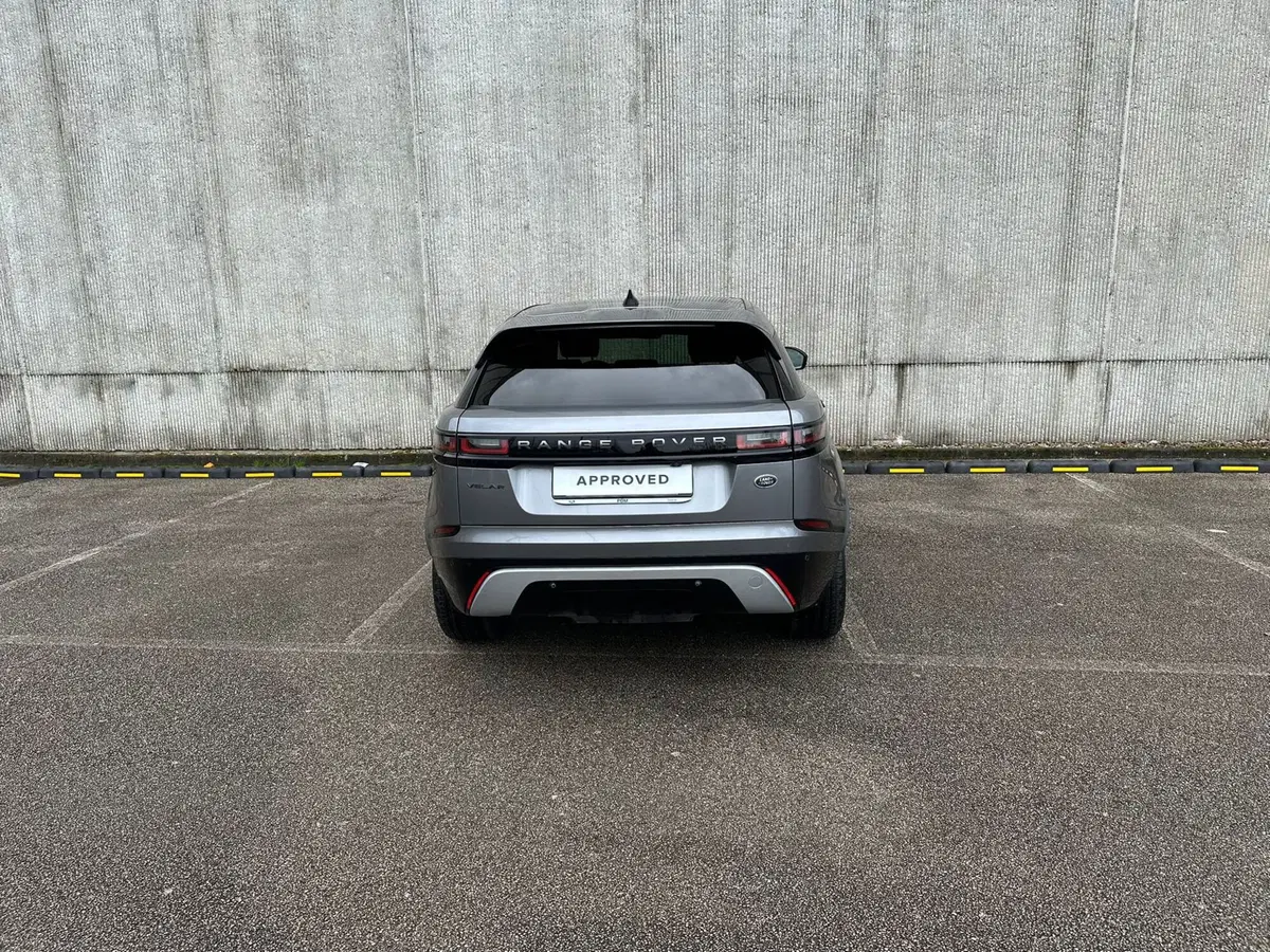 Land Rover Range Rover Velar usata a Salerno (7)