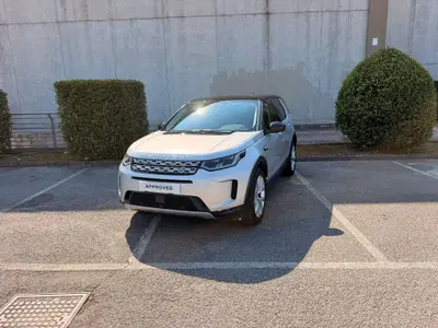 Land Rover Discovery Sport 2.0 TD4 163 CV AWD Auto R-Dynamic SE del 2022 usata a Salerno
