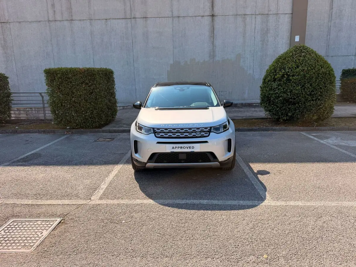 Land Rover Discovery Sport usata a Salerno (3)