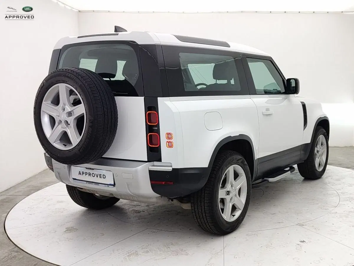 Land Rover Defender usata a Ragusa (2)