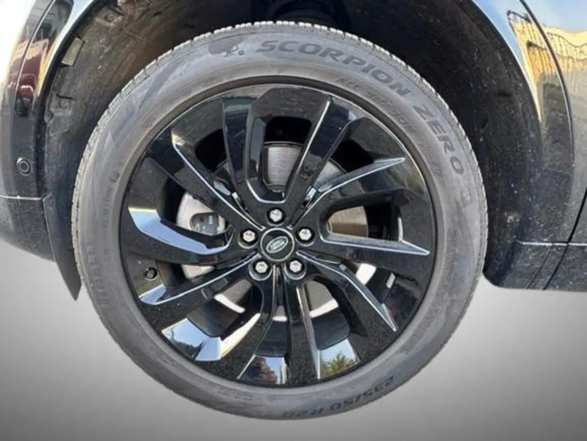 Land Rover Discovery Sport usata a Monza e Brianza (9)