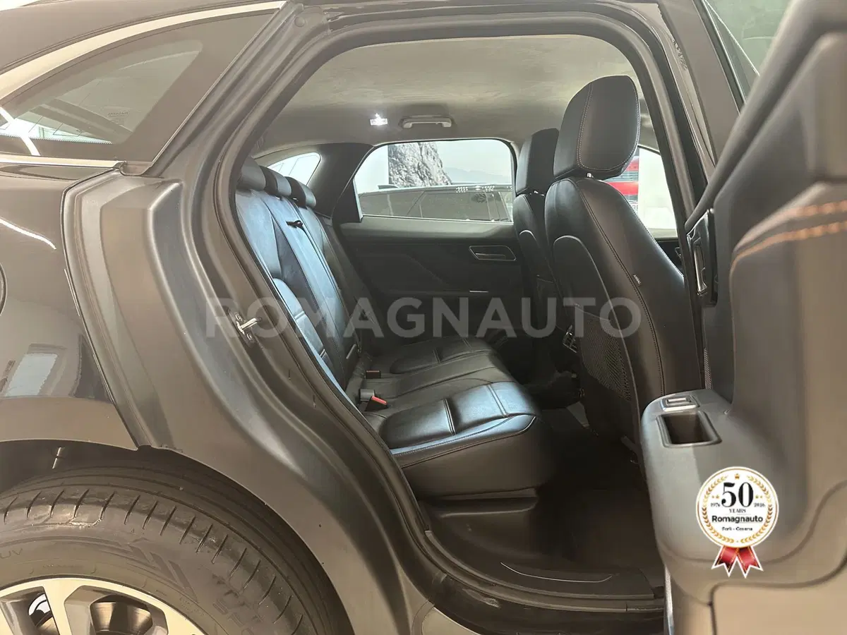 Jaguar F-Pace usata a Forlì-Cesena (11)
