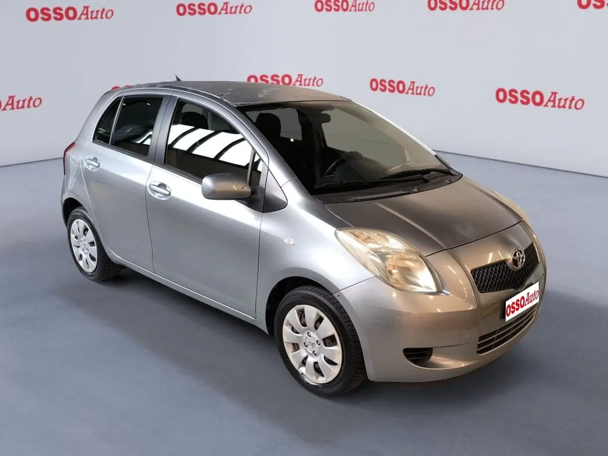 Toyota Yaris usata a Udine (2)