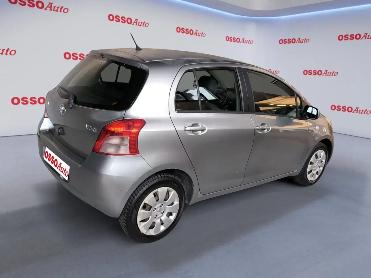 Toyota Yaris usata a Udine (3)