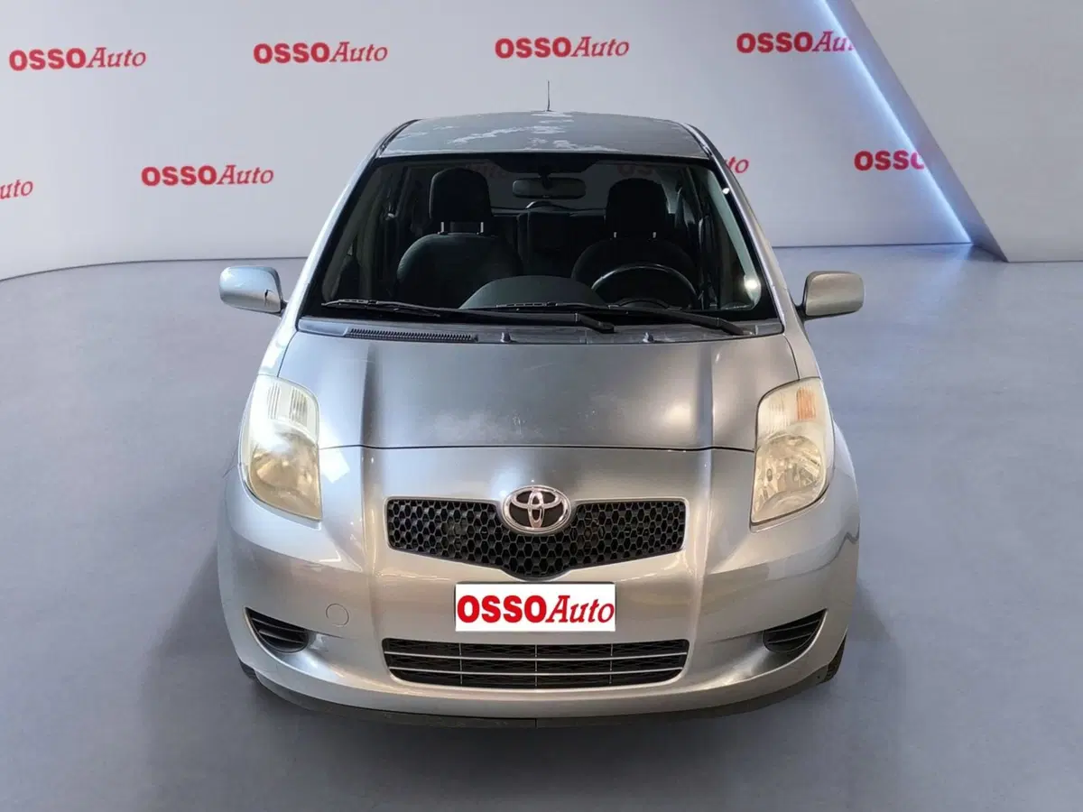 Toyota Yaris usata a Udine (5)