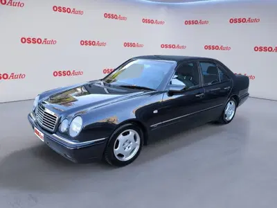 Mercedes-Benz Classe E 250 diesel cat Avantgarde del 1996 usata a Udine