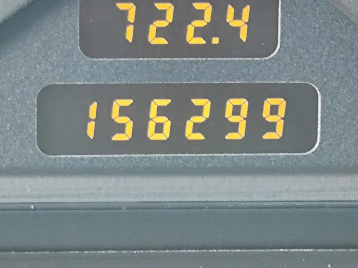 Mercedes-Benz Classe E usata a Udine (13)