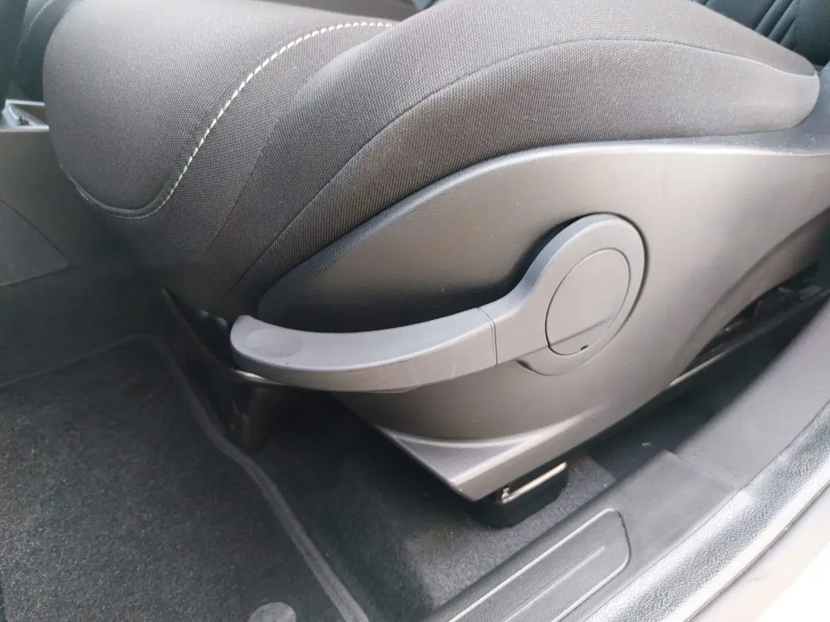 Lancia Ypsilon usata a Pavia (4)
