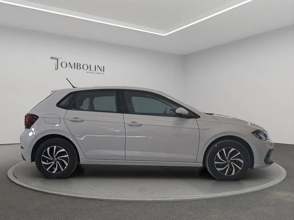 Volkswagen Polo usata a Macerata (8)