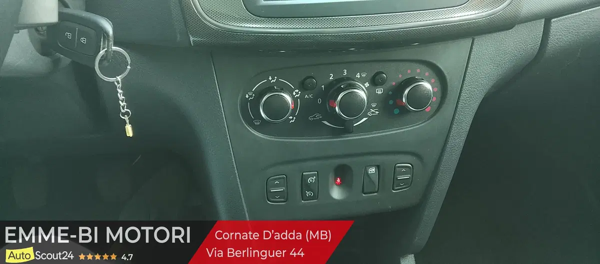 Dacia Sandero usata a Lecco (10)