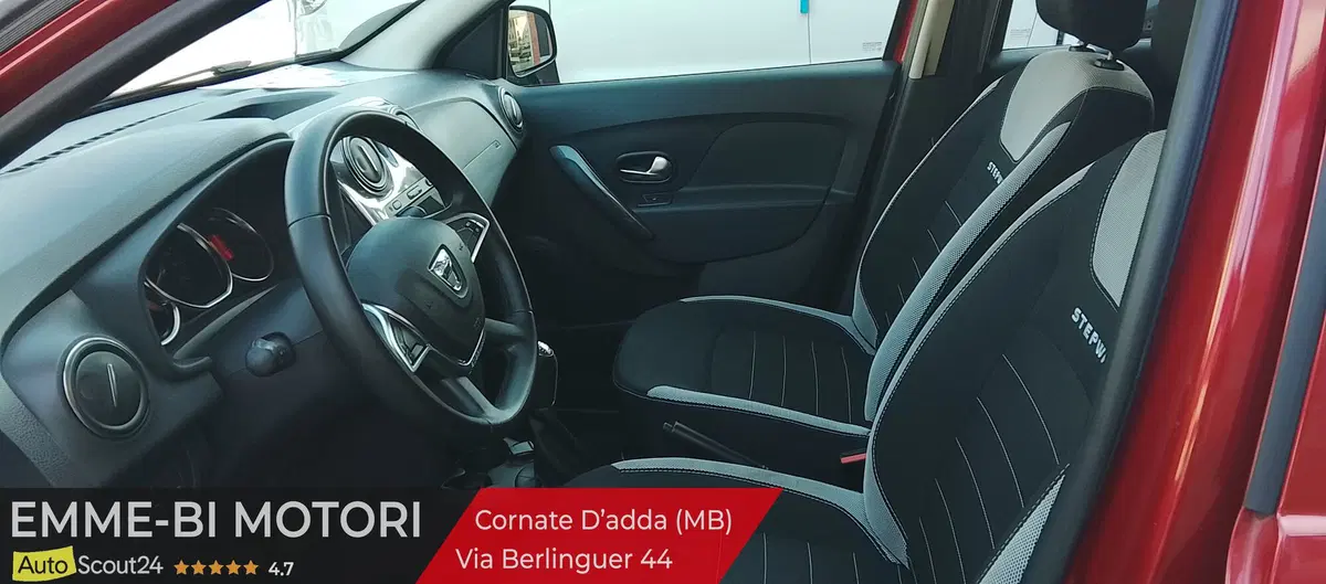 Dacia Sandero usata a Lecco (7)