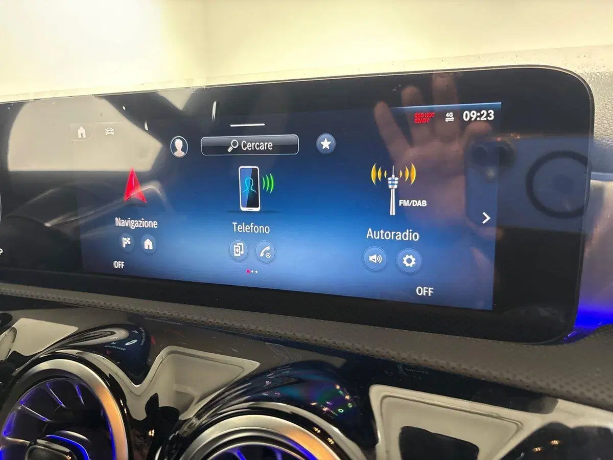 Mercedes-Benz Classe A nuova a Napoli (12)