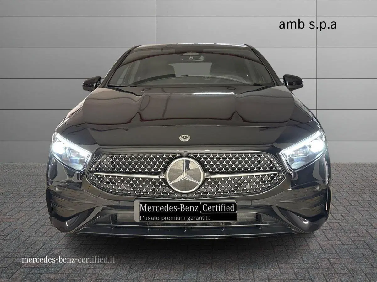 Mercedes-Benz Classe A nuova a Napoli (3)