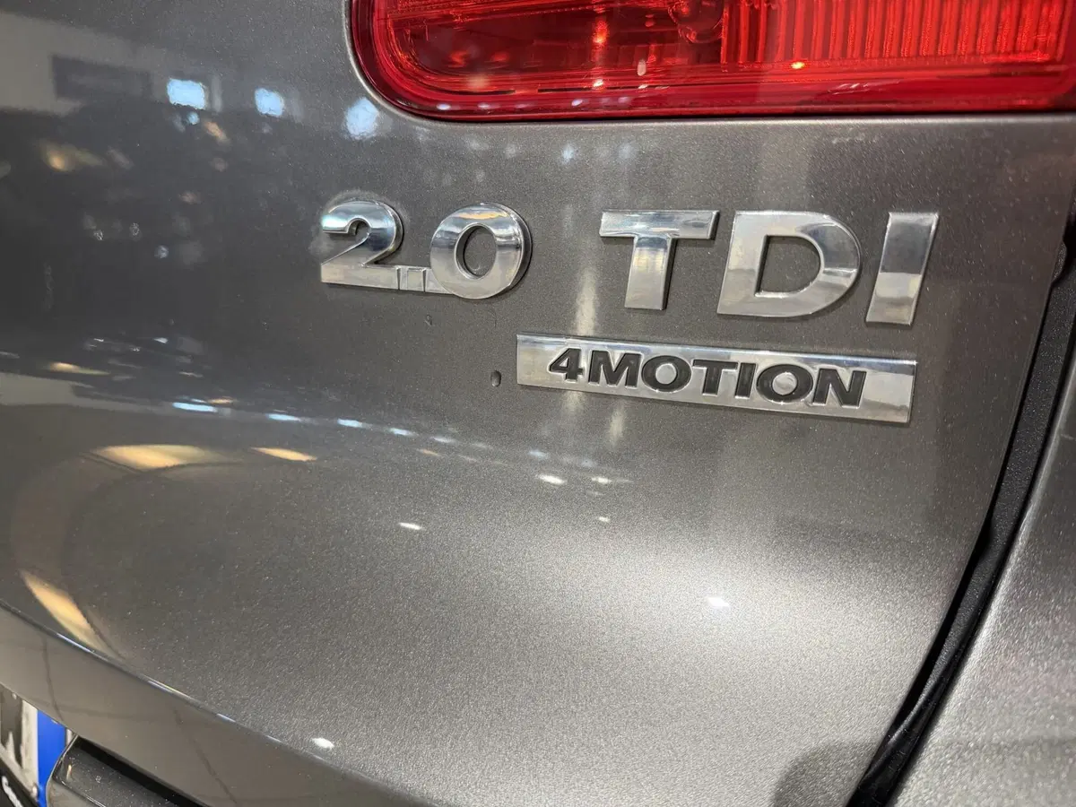 Volkswagen Tiguan usata a Genova (10)