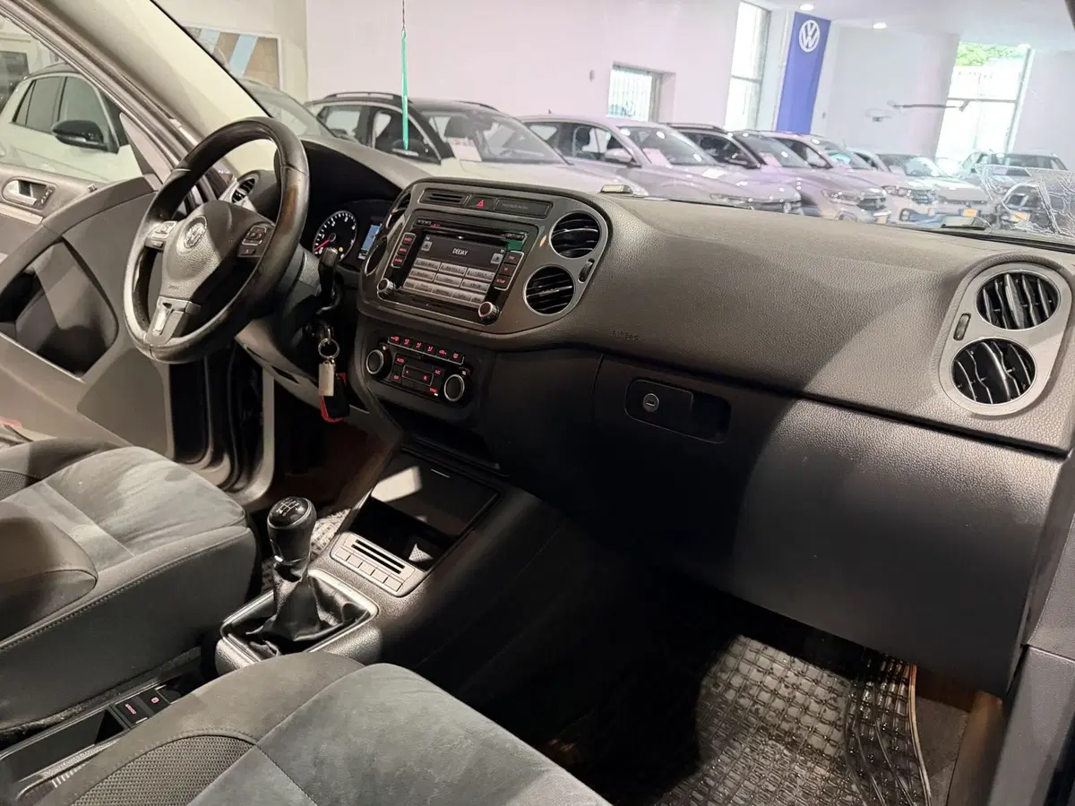 Volkswagen Tiguan usata a Genova (11)