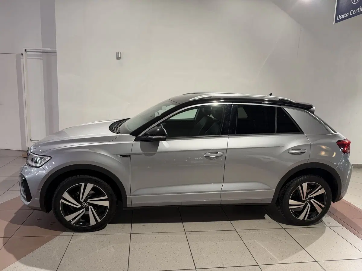 Volkswagen T-Roc usata a Genova (2)