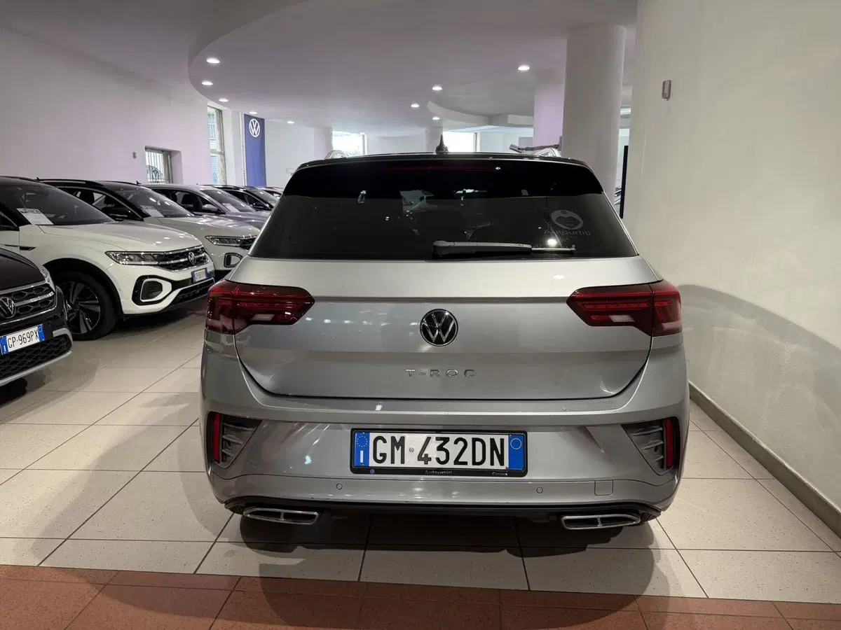 Volkswagen T-Roc usata a Genova (4)
