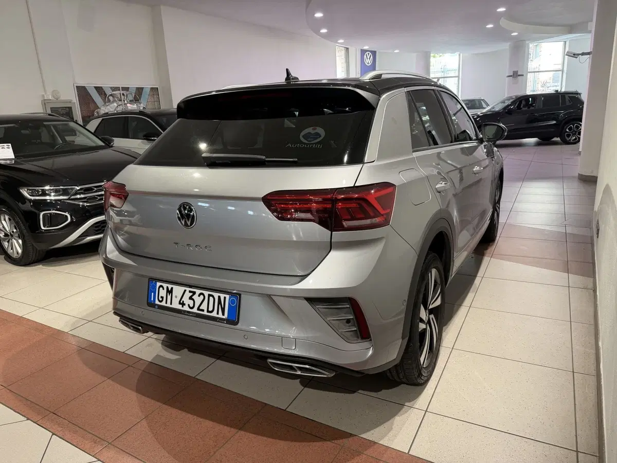 Volkswagen T-Roc usata a Genova (5)