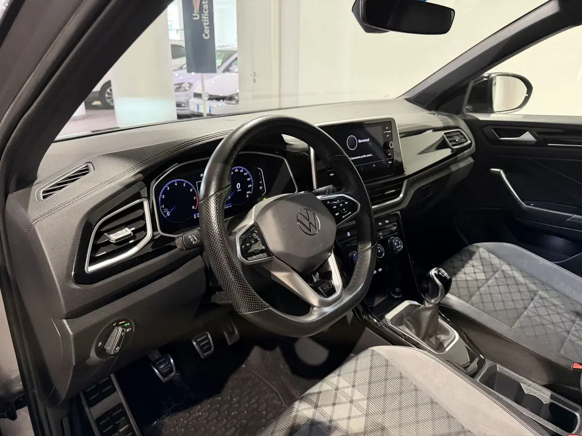 Volkswagen T-Roc usata a Genova (8)