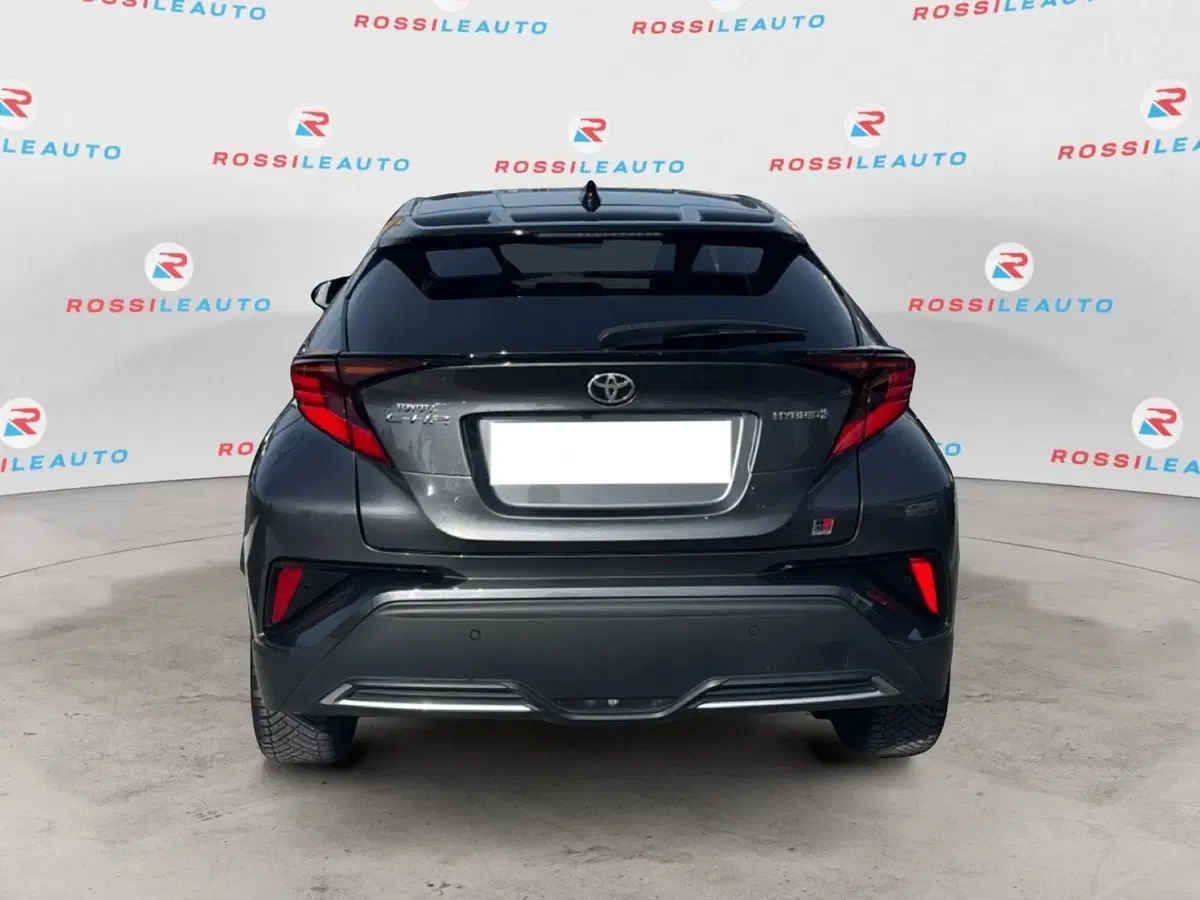 Toyota Toyota C-HR usata a Massa-Carrara (5)