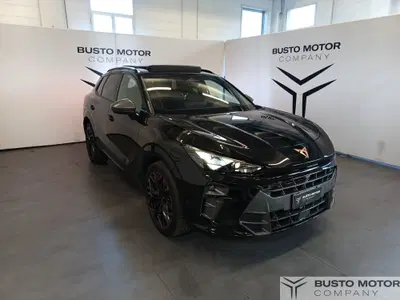 Cupra Terramar 1.5 e-hybrid VZ 272cv dsg del 2025 usata a Olgiate Olona