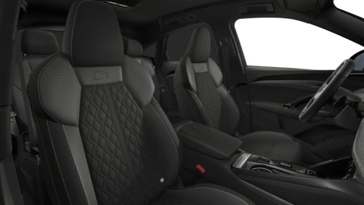 Audi Q5 Sportback nuova a Treviso (7)