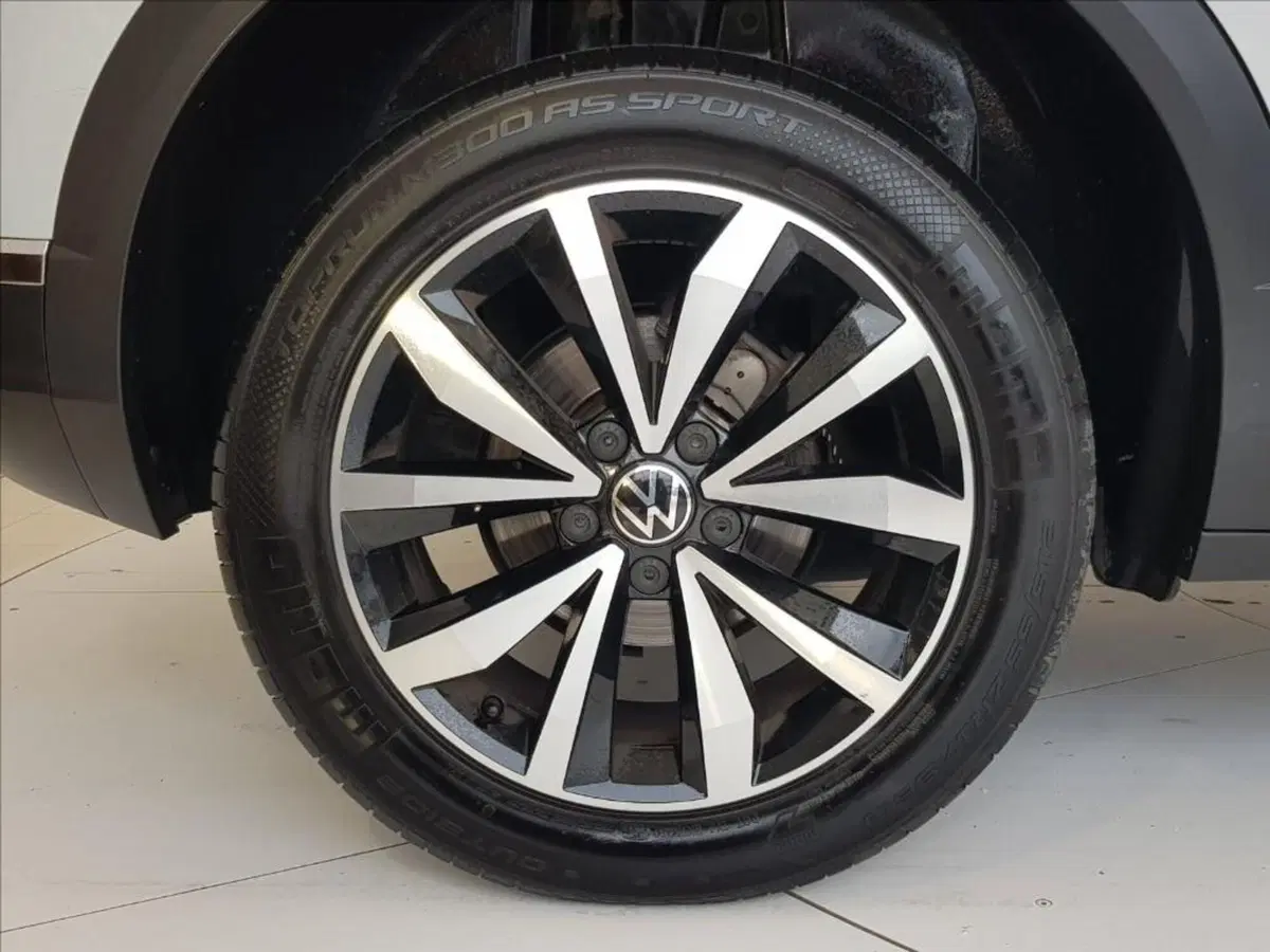 Volkswagen T-Roc usata a Lucca (9)