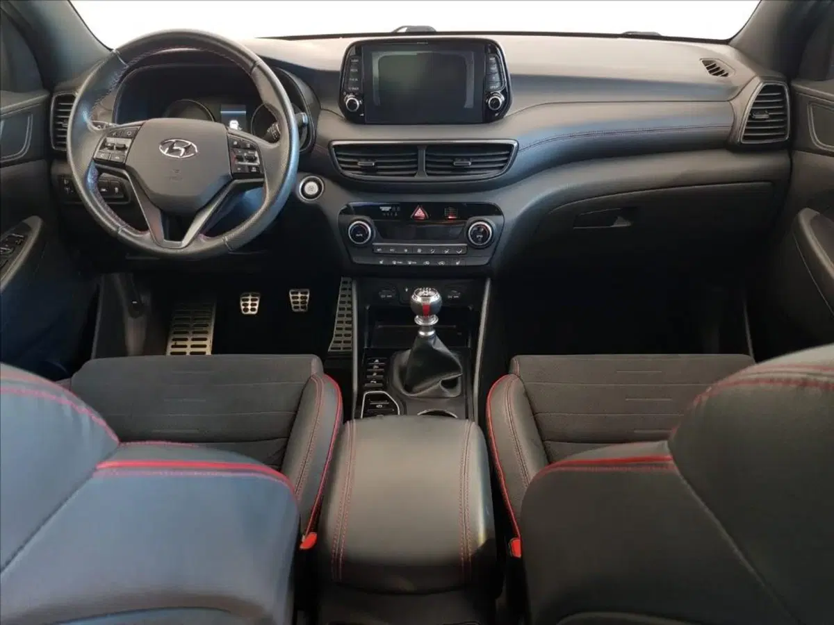 Hyundai Tucson usata a Lucca (13)