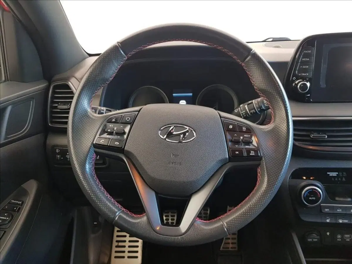 Hyundai Tucson usata a Lucca (14)
