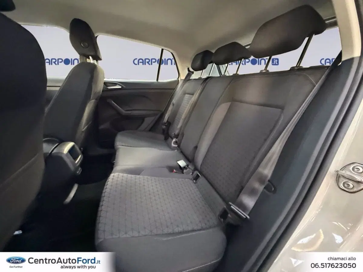 Volkswagen T-Cross usata a Roma (13)