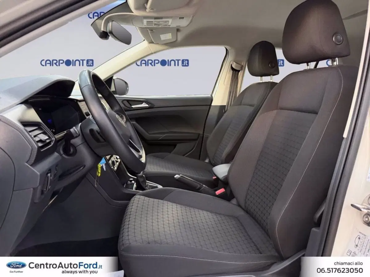 Volkswagen T-Cross usata a Roma (9)