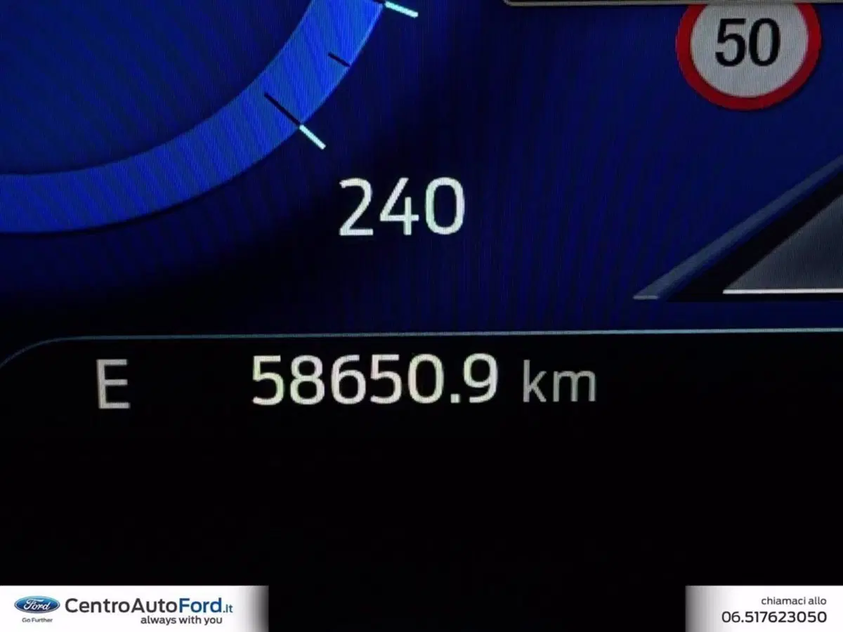 Ford Kuga usata a Roma (16)