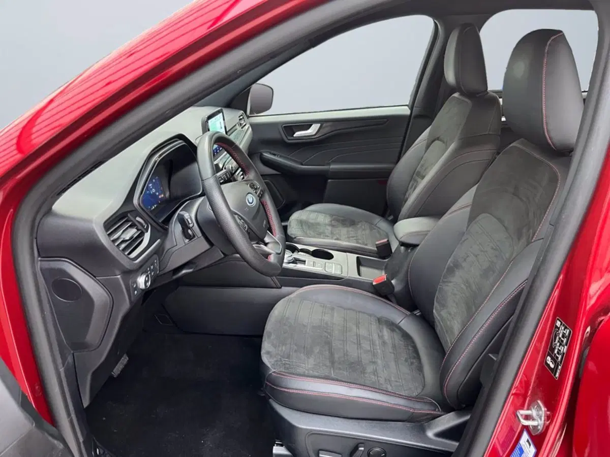 Ford Kuga usata a Milano (10)