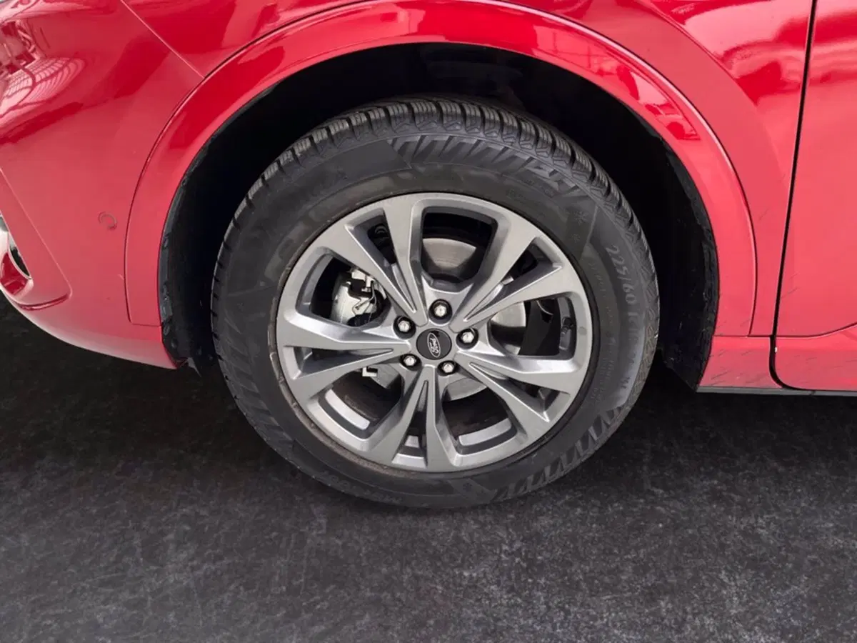 Ford Kuga usata a Milano (9)