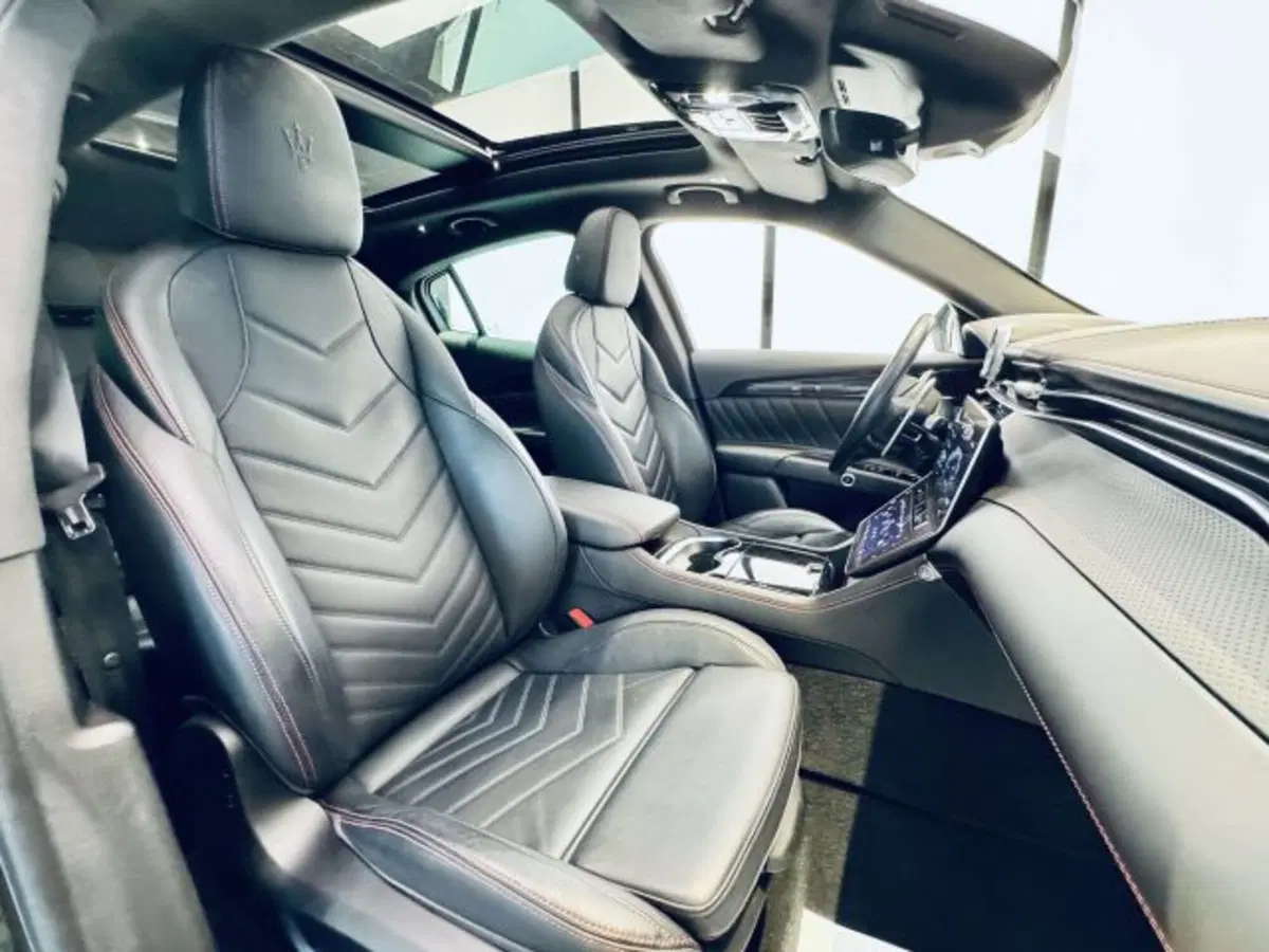 Maserati Grecale usata a Torino (14)