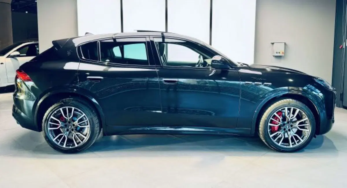 Maserati Grecale usata a Torino (4)