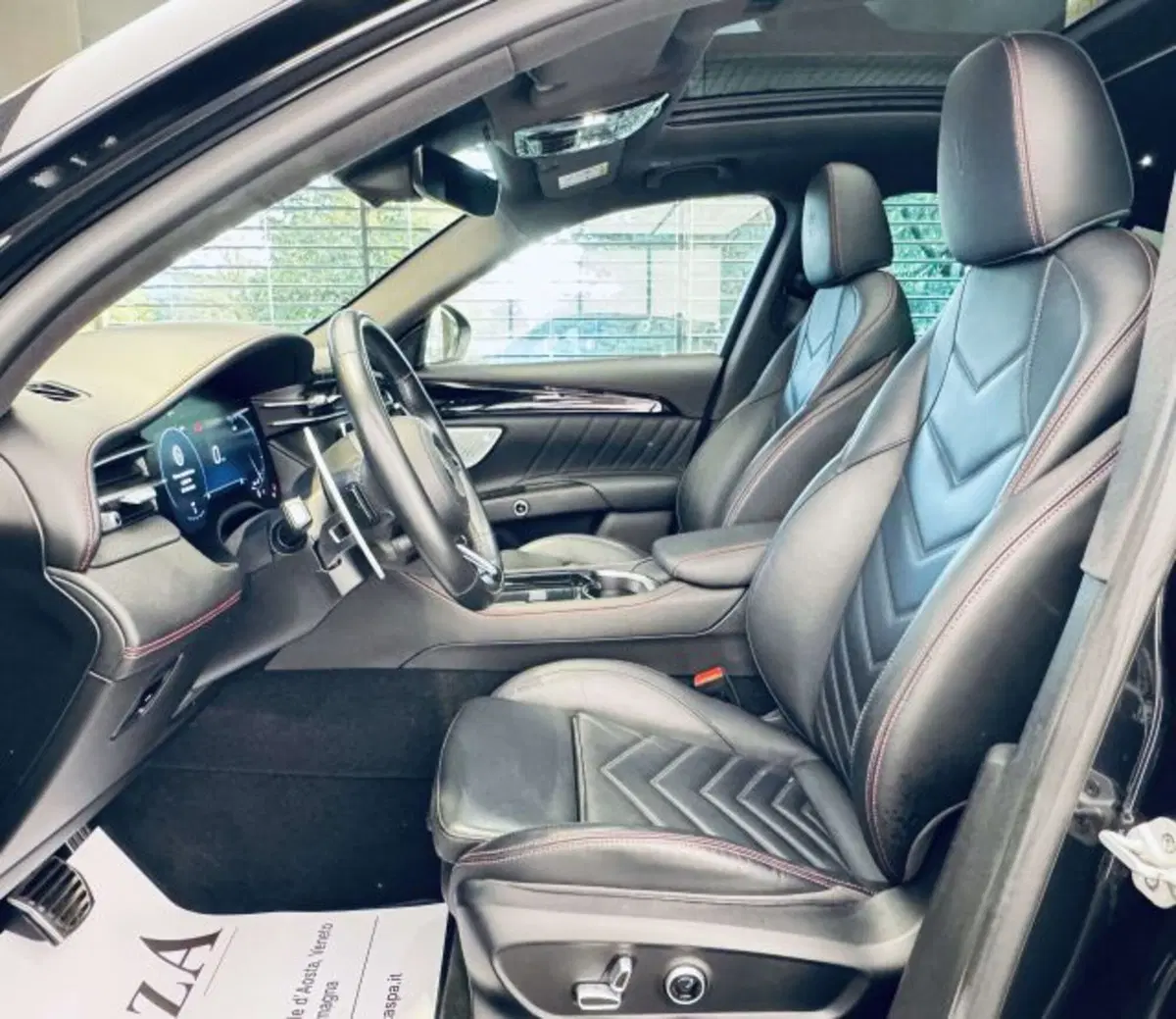 Maserati Grecale usata a Torino (9)