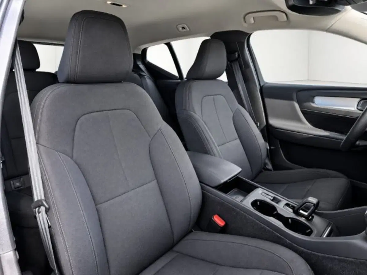 Volvo XC40 usata a Firenze (11)
