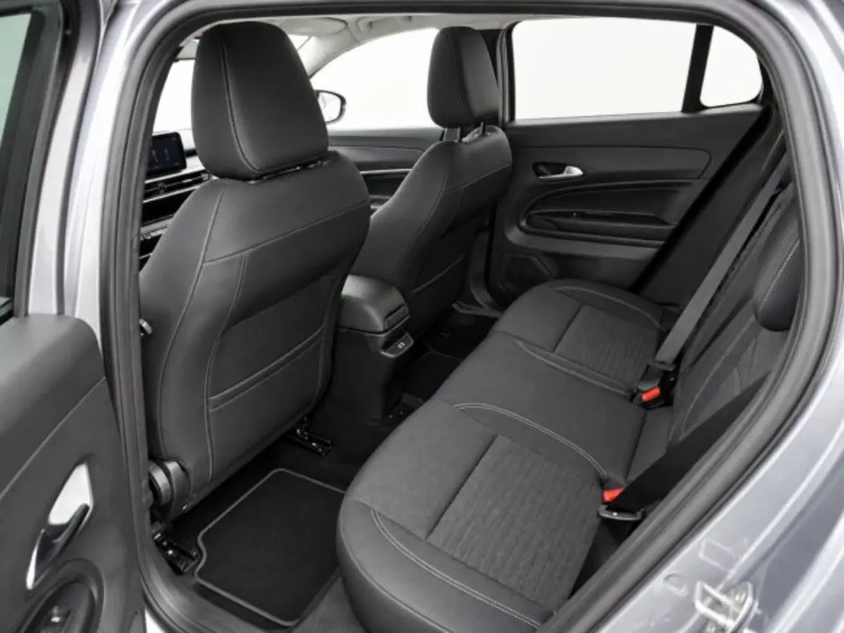 Volvo XC40 usata a Firenze (12)