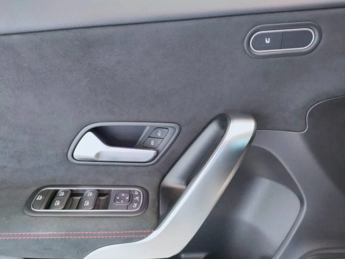 Mercedes-Benz Classe A usata a Teramo (11)